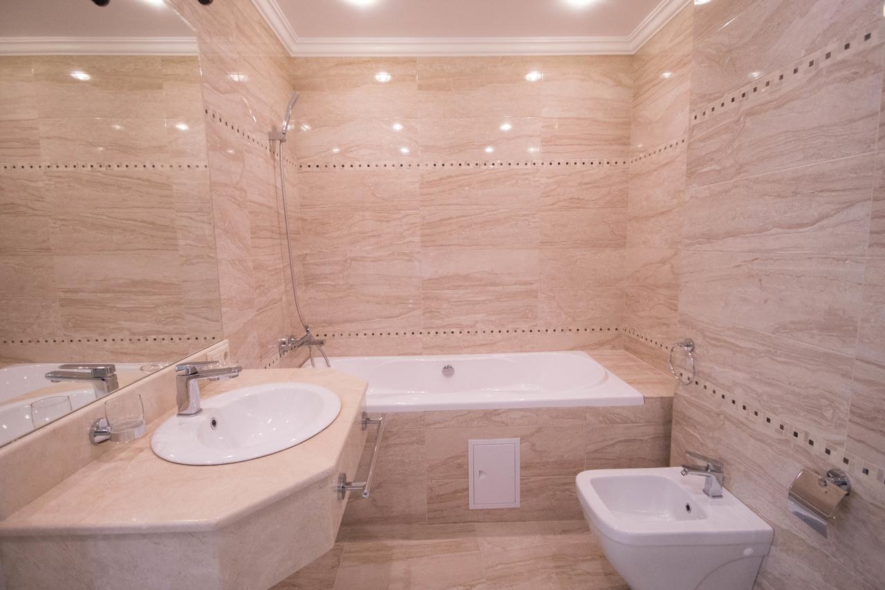 Hotel Cheluskintsev Gagra Ngoại thất bức ảnh