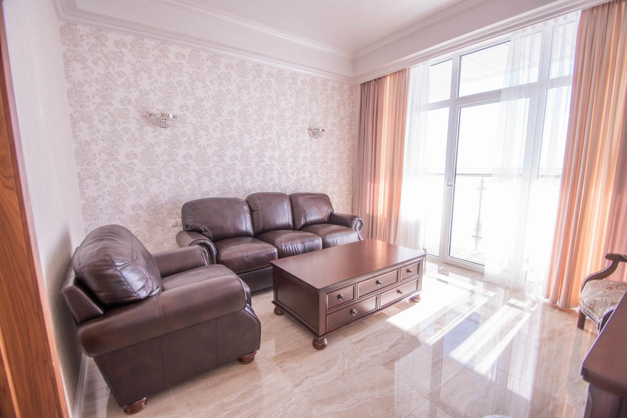 Hotel Cheluskintsev Gagra Ngoại thất bức ảnh
