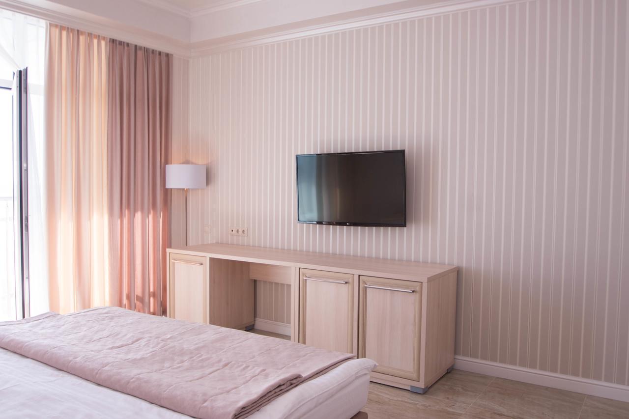 Hotel Cheluskintsev Gagra Ngoại thất bức ảnh