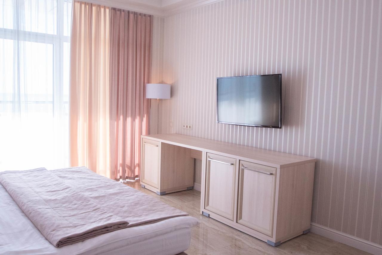 Hotel Cheluskintsev Gagra Ngoại thất bức ảnh