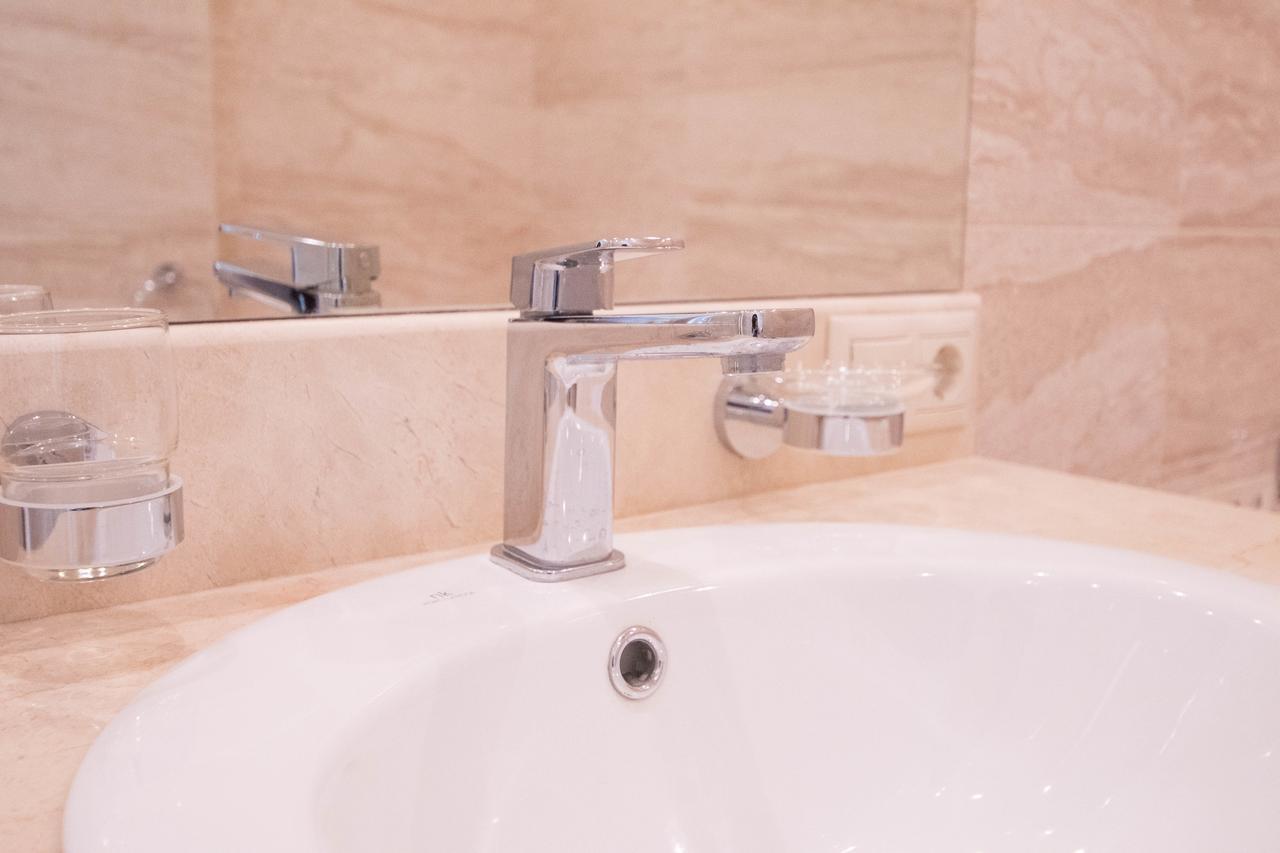 Hotel Cheluskintsev Gagra Ngoại thất bức ảnh