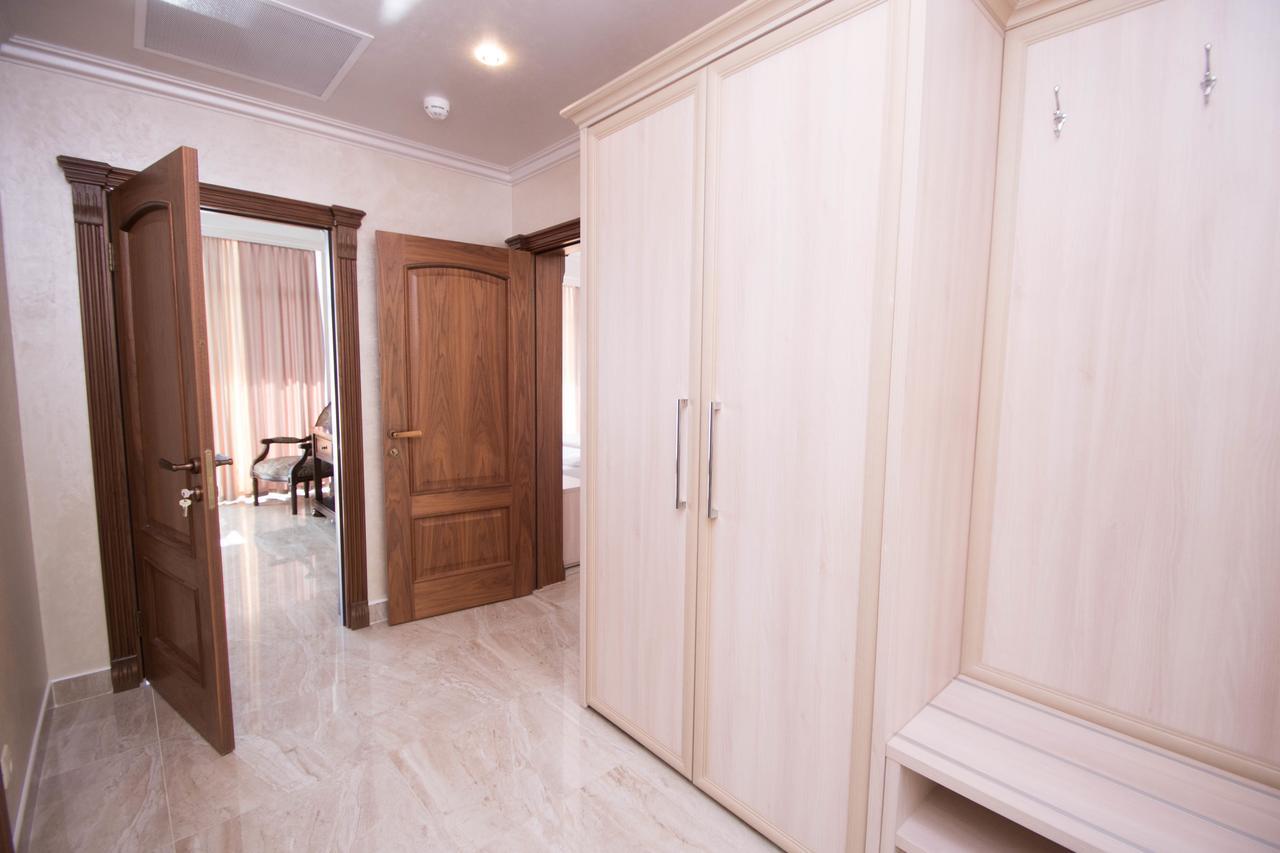 Hotel Cheluskintsev Gagra Ngoại thất bức ảnh