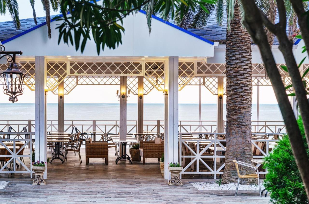 Hotel Cheluskintsev Gagra Ngoại thất bức ảnh