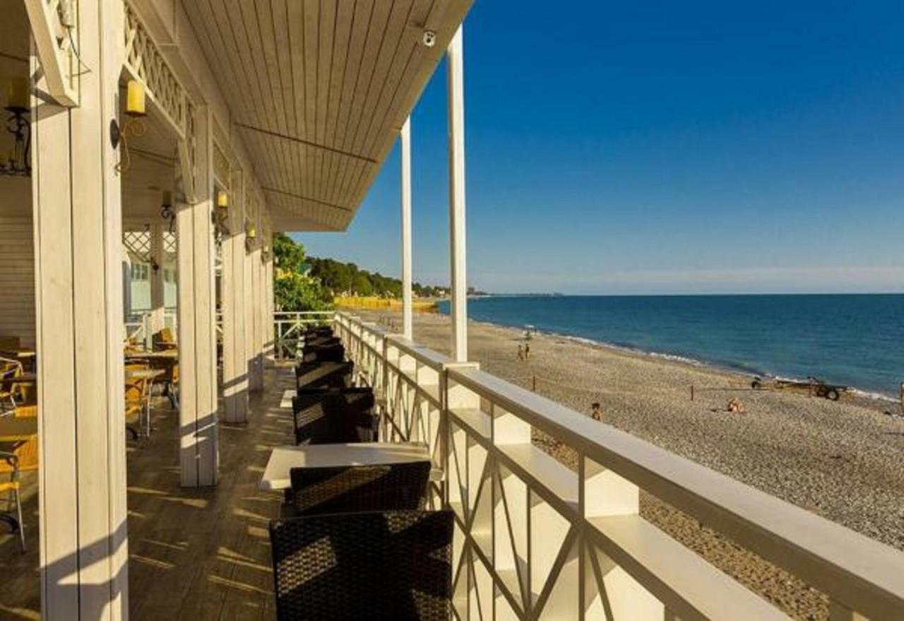 Hotel Cheluskintsev Gagra Ngoại thất bức ảnh